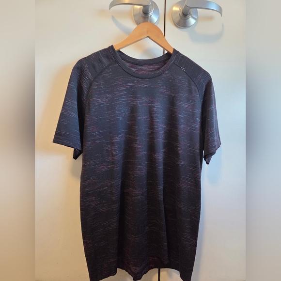 Lululemon Mens Metal Vent Tee - Picture 3 of 8